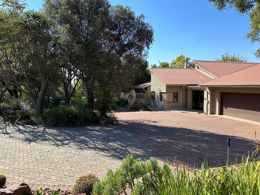 10 Bedroom Property for Sale in Broederstroom North West